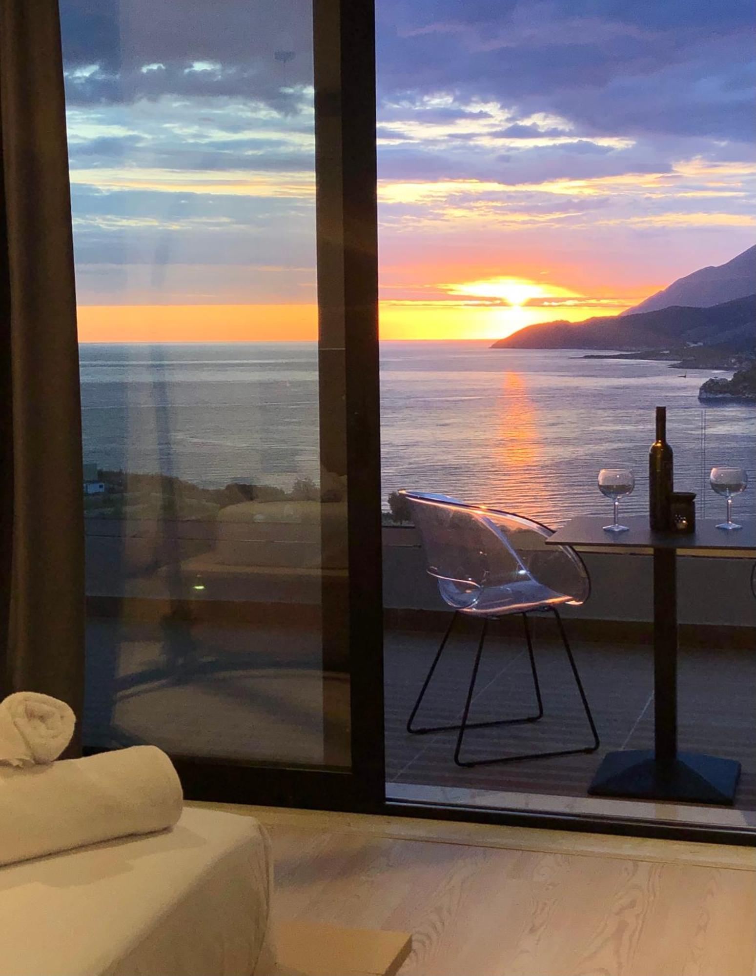 Anassa Suites Himare Exterior photo