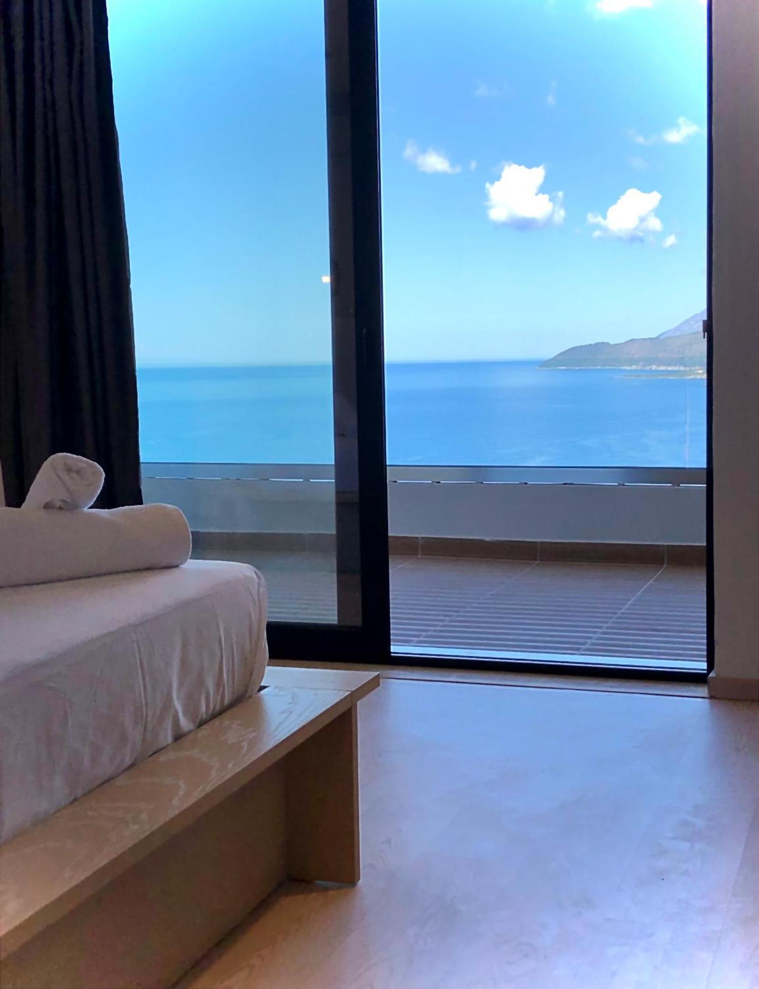 Anassa Suites Himare Exterior photo