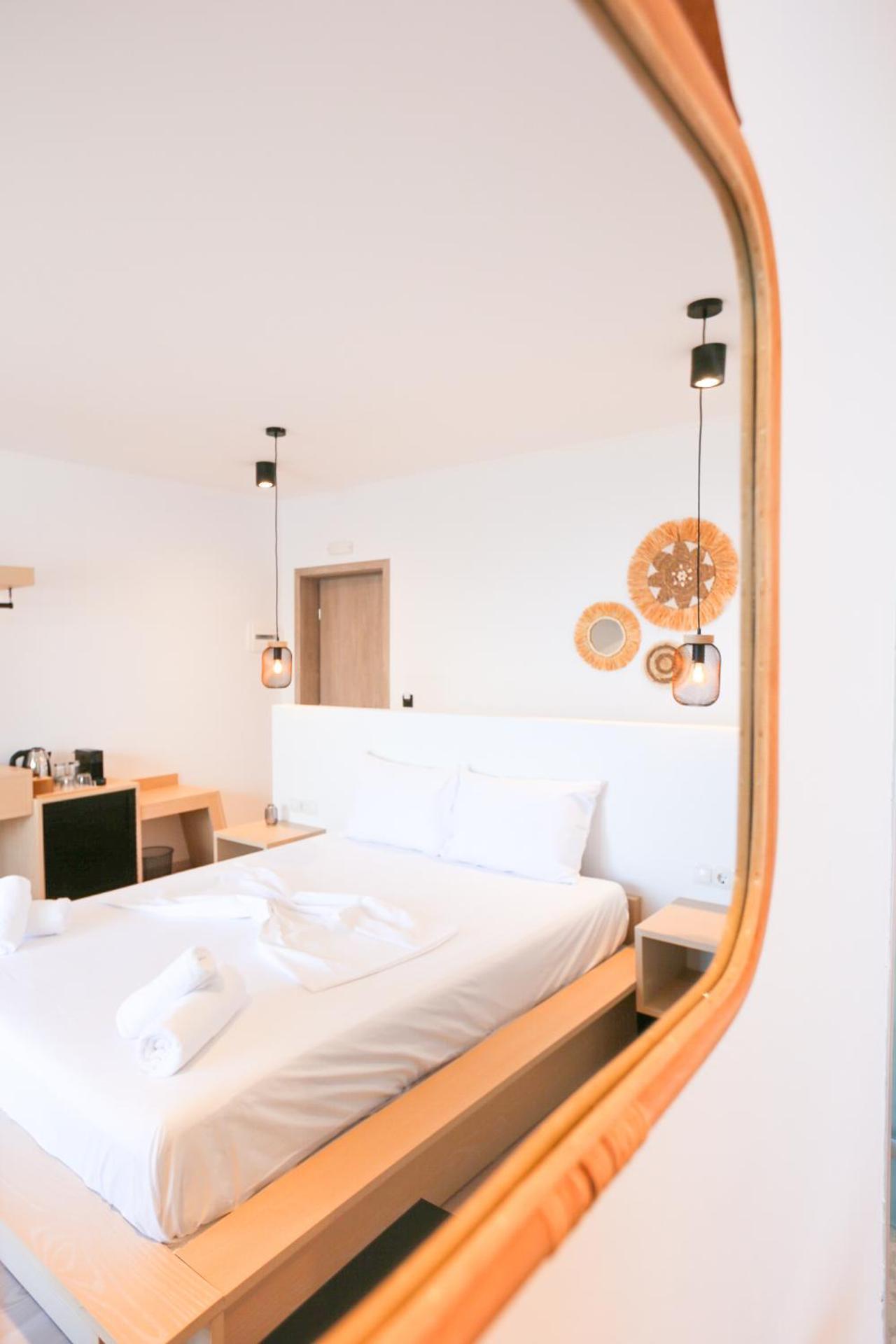 Anassa Suites Himare Exterior photo