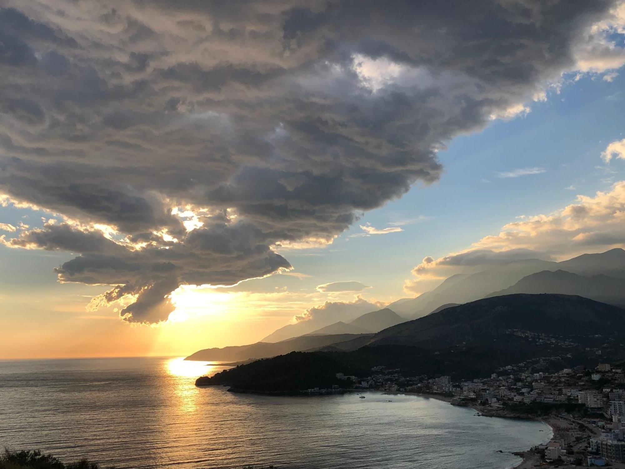 Anassa Suites Himare Exterior photo