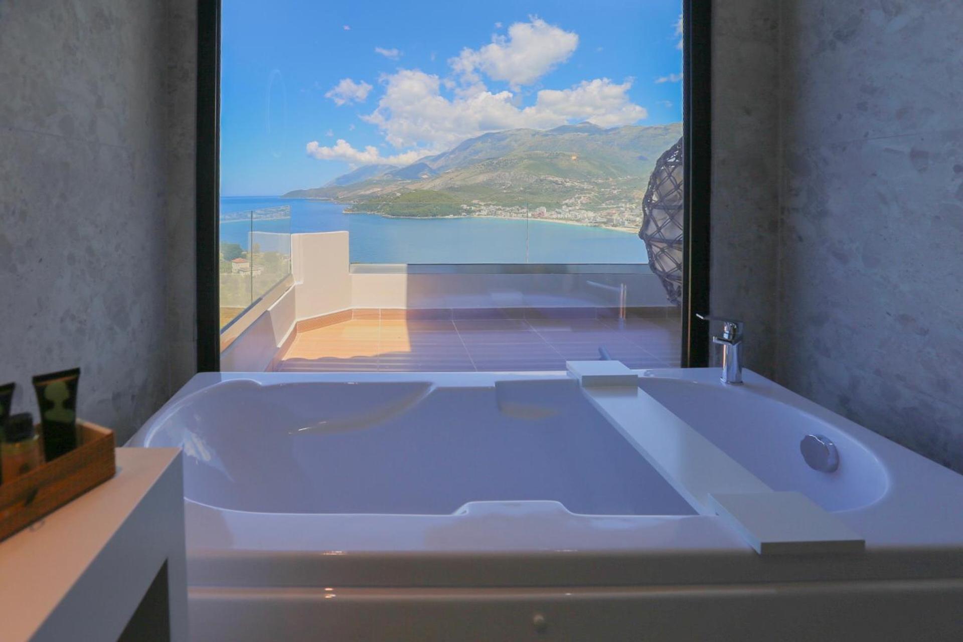 Anassa Suites Himare Exterior photo