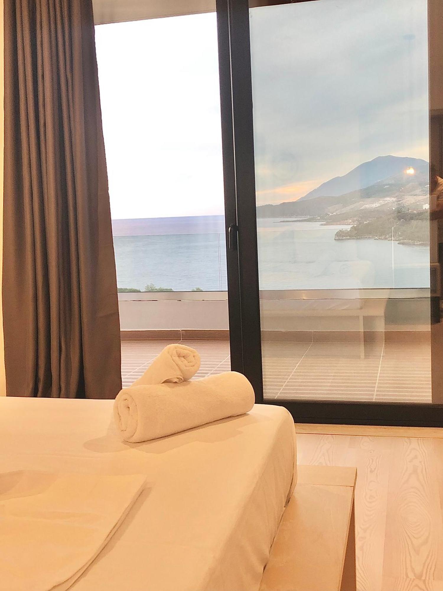 Anassa Suites Himare Exterior photo